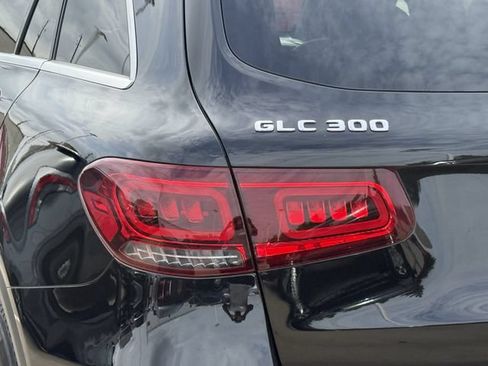Used 2022 Mercedes-Benz GLC 300 4MATIC image 6