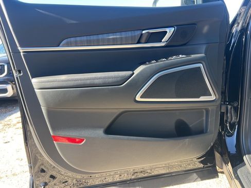 New 2025 Kia Telluride EX image 8