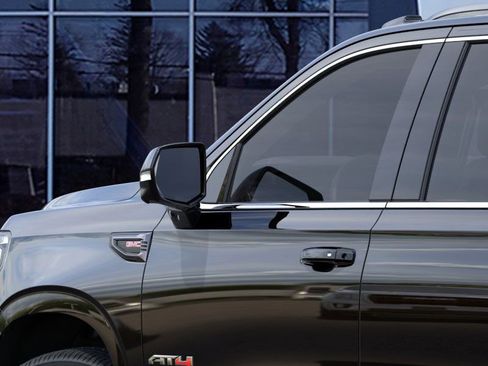 New 2026 GMC Yukon XL AT4 Ultimate AWD/4WD image 12