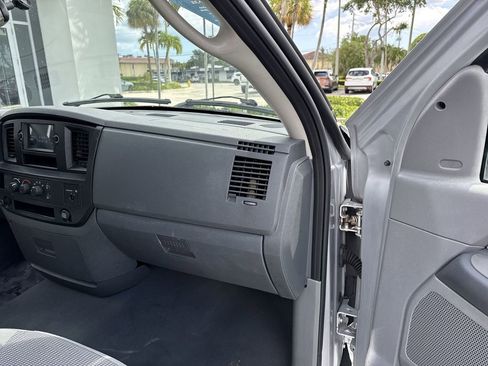 Used 2007 Dodge Ram 1500 Truck SLT RWD image 21
