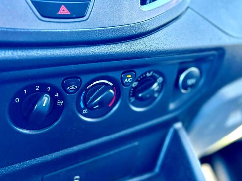 Used 2018 Ford Transit 250 130 Low Roof image 24