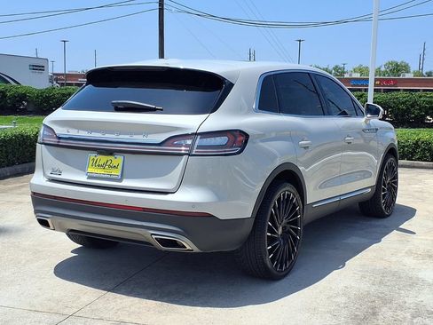 Certified 2023 Lincoln Nautilus Reserve w/ Luxury Package AWD/4WD image 2