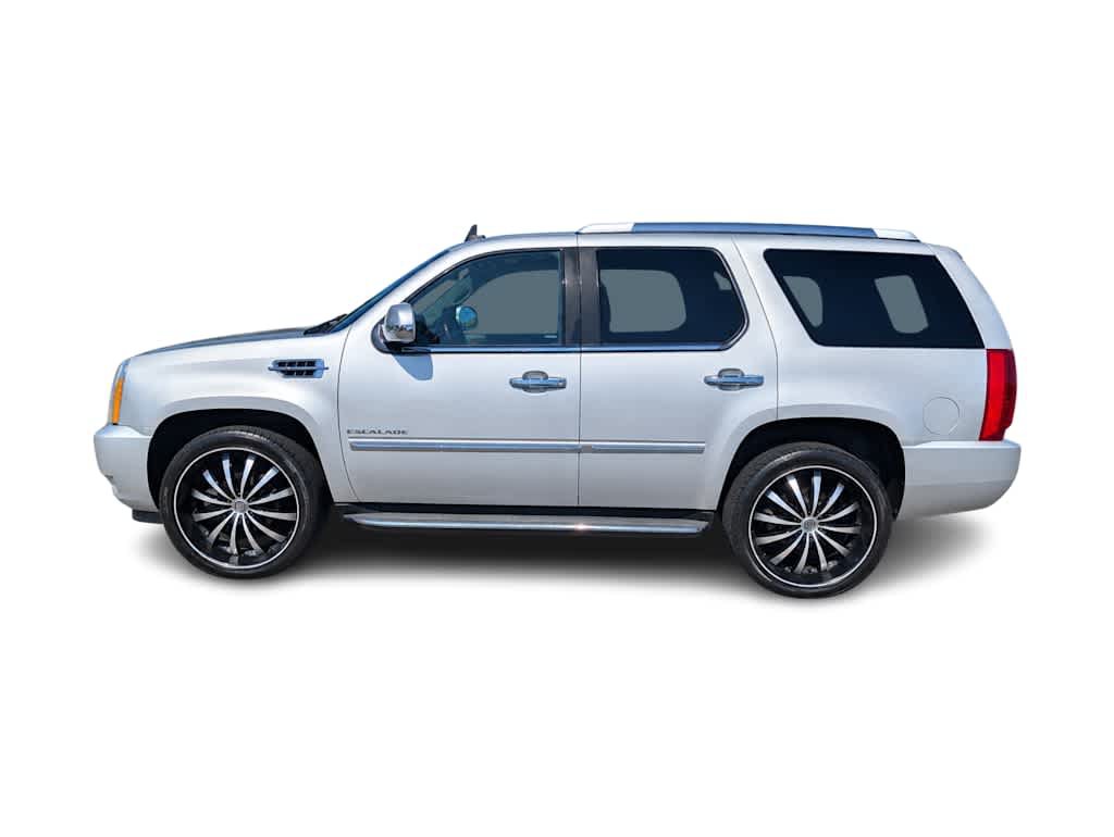Used 2014 Cadillac Escalade Luxury AWD/4WD image 3