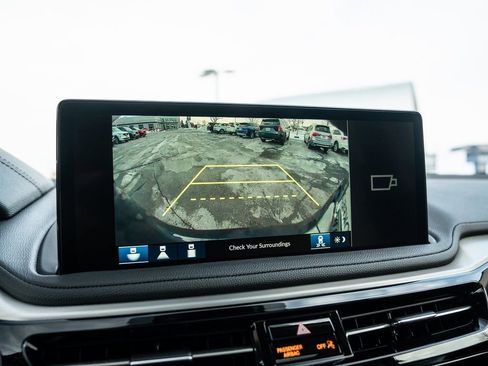 Certified 2025 Acura MDX SH-AWD image 31