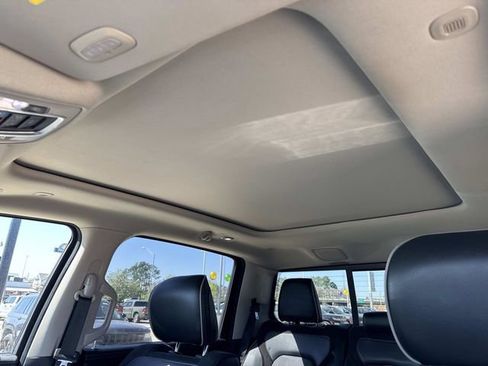 Used 2022 RAM 1500 Laramie w/ Laramie Southwest Edition image 23