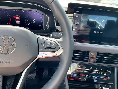 New 2026 Volkswagen Jetta SEL image 25