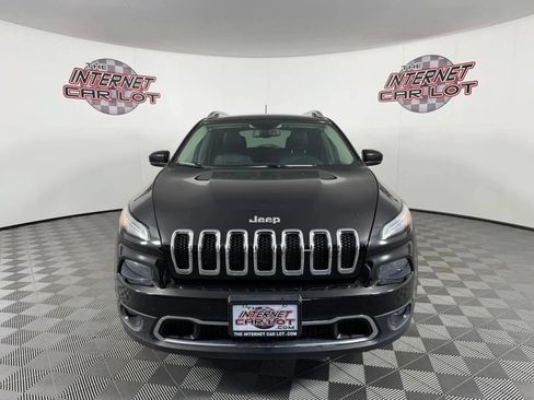 Used 2018 Jeep Cherokee Limited w/ Trailer Tow Group AWD/4WD image 2