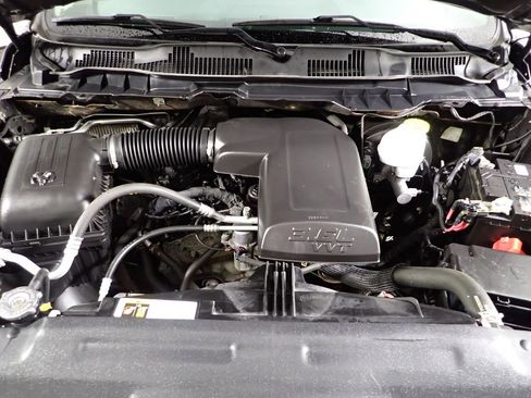 Used 2019 RAM 1500 Classic Warlock AWD/4WD image 11