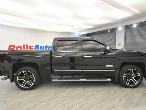 Used 2017 Chevrolet Silverado 1500 High Country AWD/4WD image 6