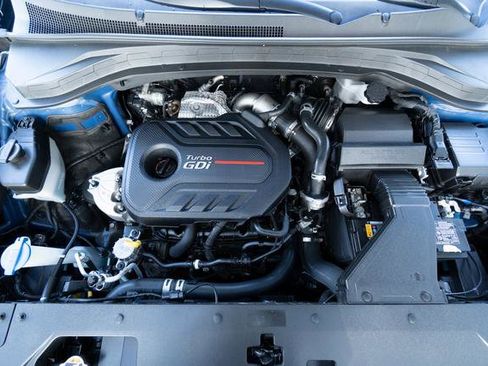 Used 2020 Hyundai Santa Fe Limited image 10