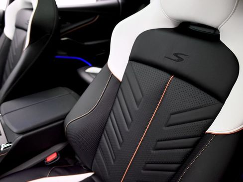 New 2026 Aston Martin DBX S AWD/4WD image 17
