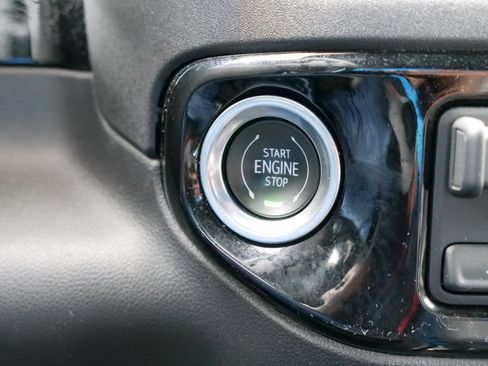 Certified 2024 Chevrolet Silverado 1500 ZR2 w/ Technology Package image 25