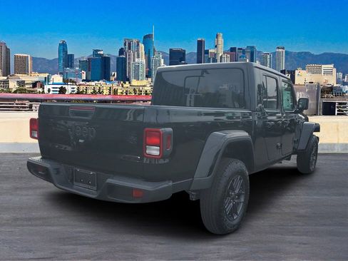 New 2026 Jeep Gladiator Sport image 4