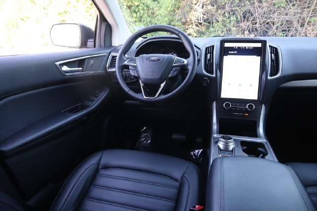 Used 2024 Ford Edge SEL w/ Convenience Package AWD/4WD image 24