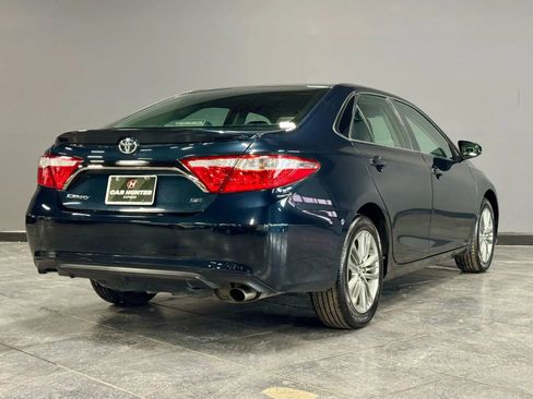 Used 2017 Toyota Camry XSE image 5
