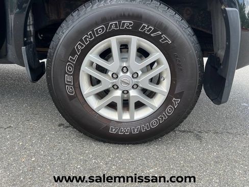 Used 2019 Nissan Frontier SV AWD/4WD image 25