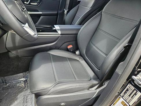 Used 2026 Mercedes-Benz GLC 300 image 15