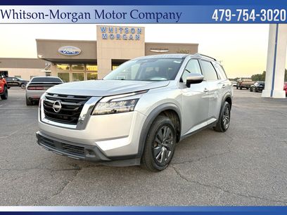 Used 2022 Nissan Pathfinder SV