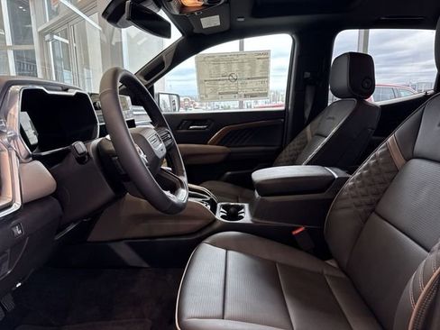 New 2026 GMC Canyon Denali AWD/4WD image 11