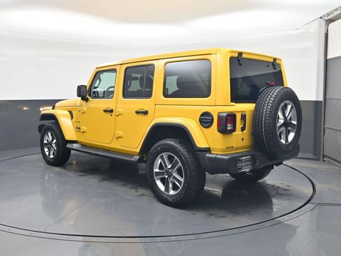 Used 2020 Jeep Wrangler Unlimited Sahara w/ Cold Weather Group AWD/4WD image 3