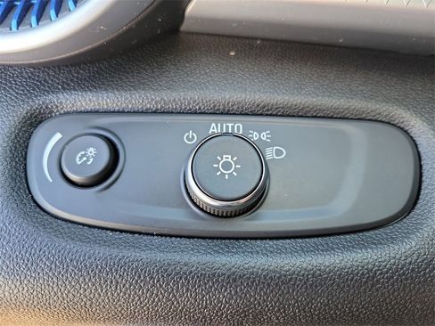 Certified 2024 Chevrolet Trax LS w/ LS Convenience Package image 17