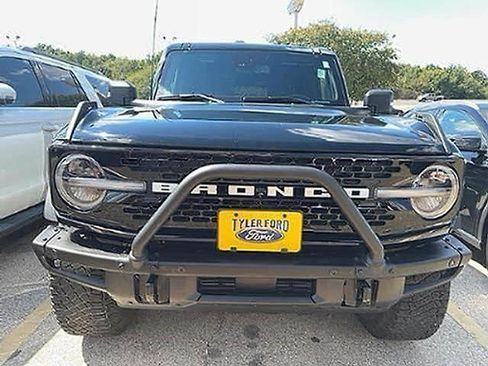 Used 2023 Ford Bronco Wildtrak AWD/4WD image 2
