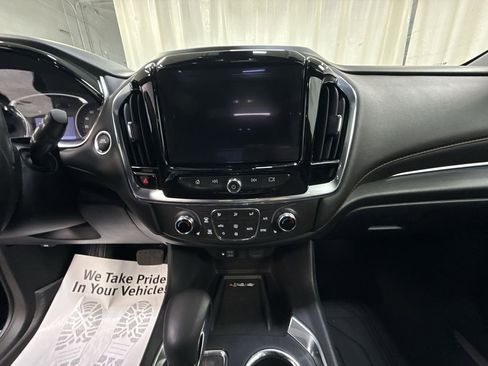 Certified 2023 Chevrolet Traverse RS w/ LPO, Floor Liner Package image 11