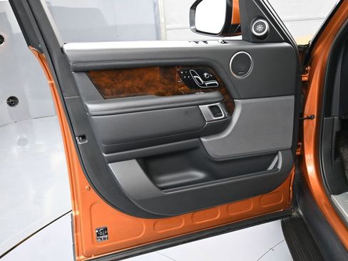 Used 2021 Land Rover Range Rover image 16