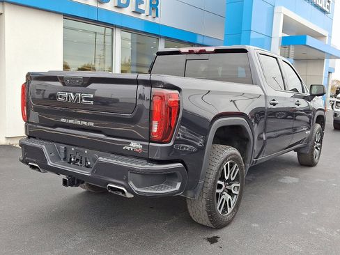 Used 2023 GMC Sierra 1500 AT4 w/ Technology Package image 6