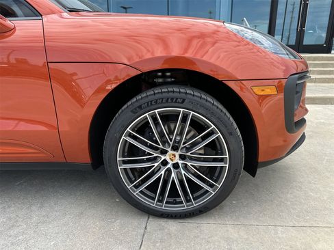 New 2025 Porsche Macan image 11