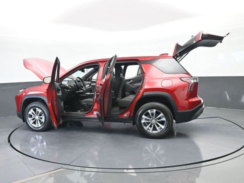 Used 2025 Chevrolet Equinox LT image 72