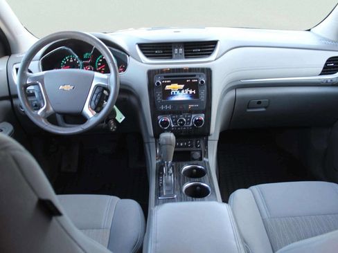 Used 2014 Chevrolet Traverse LT AWD/4WD image 7