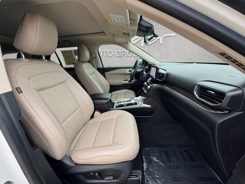 Used 2021 Ford Explorer Limited w/ Equipment Group 301A image 24