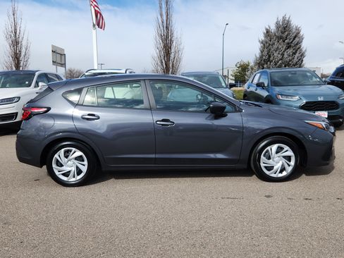 Used 2025 Subaru Impreza 2.0i image 2