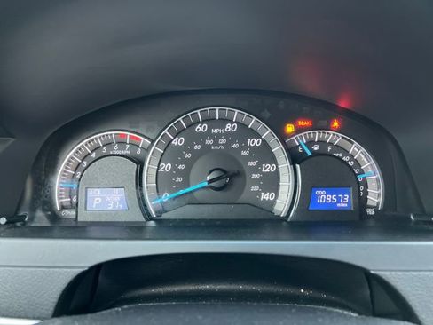 Used 2013 Toyota Camry SE image 20