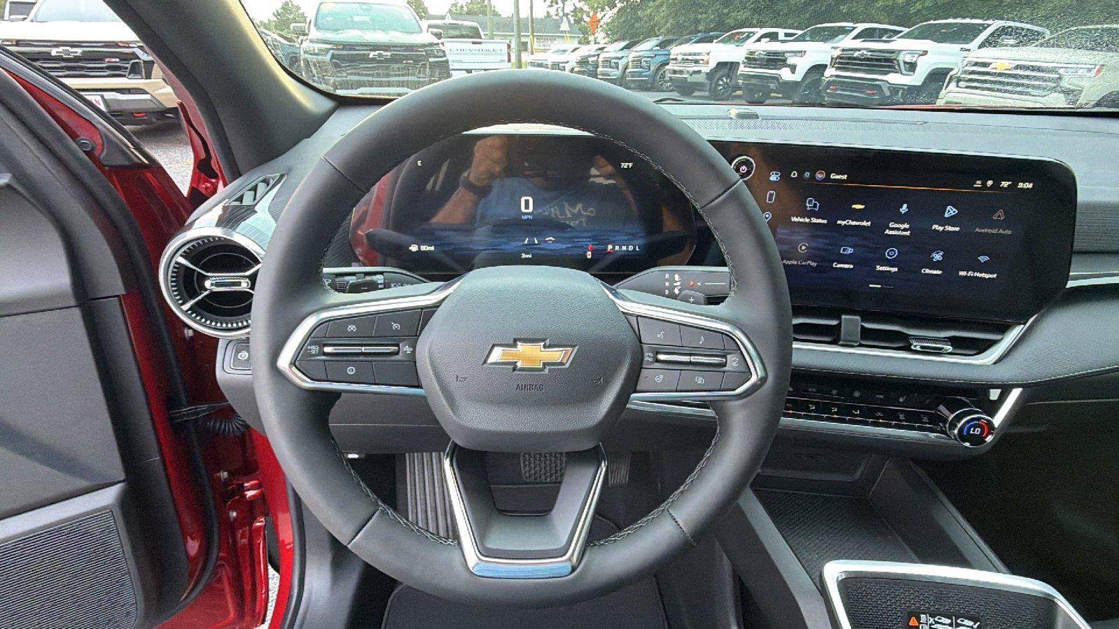 New 2027 Chevrolet Equinox LT w/ Convenience Package II FWD image 21