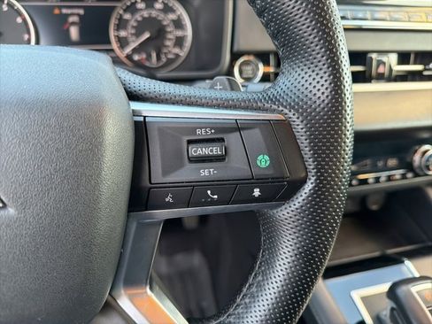 Used 2024 Mitsubishi Outlander SE Black Edition image 26