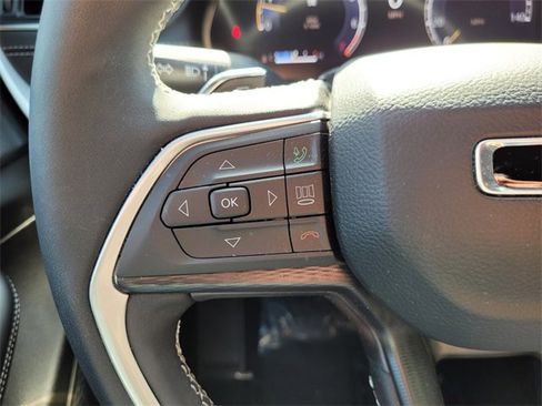 Certified 2025 Jeep Grand Cherokee L Altitude image 30