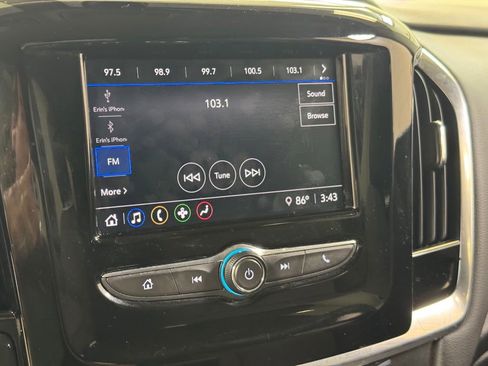 Used 2021 Chevrolet Traverse LS w/ LPO, Blackout Package FWD image 38