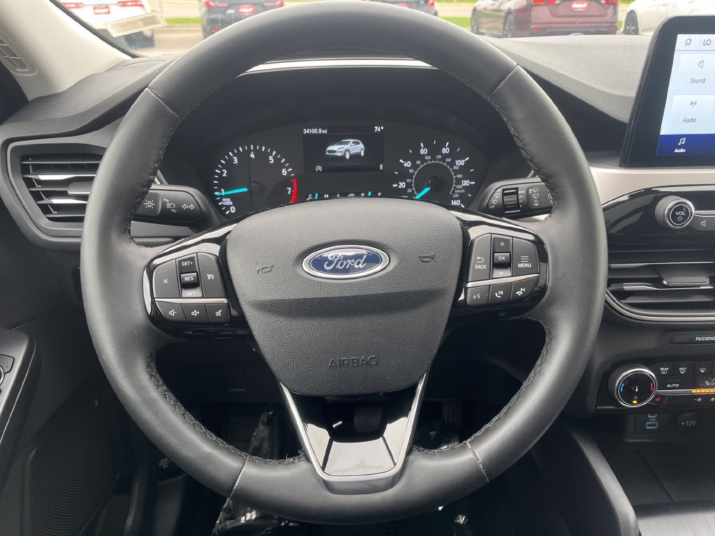 Used 2022 Ford Escape SEL AWD/4WD image 18