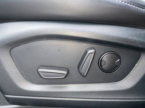 Certified 2023 Ford Explorer XLT w/ Equipment Group 202A image 20