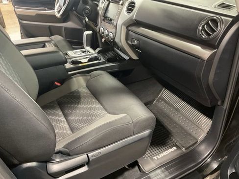Used 2018 Toyota Tundra SR5 w/ TRD Off Road Package image 19