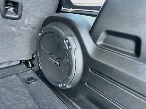 Used 2022 Jeep Wrangler Unlimited Rubicon AWD/4WD image 30
