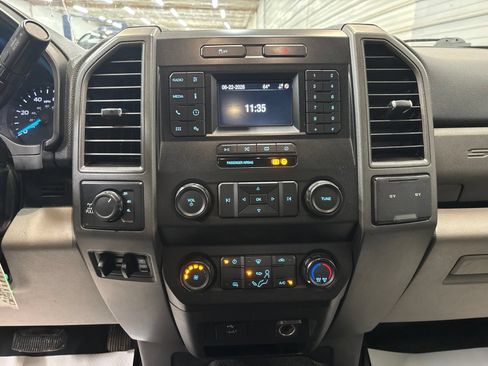 Used 2020 Ford F250 XL w/ Power Equipment Group AWD/4WD image 18
