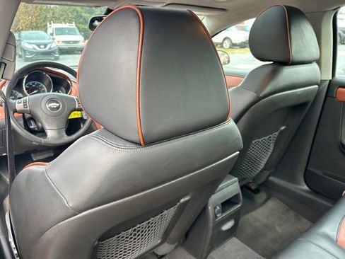 Used 2010 Chevrolet Malibu LTZ image 18