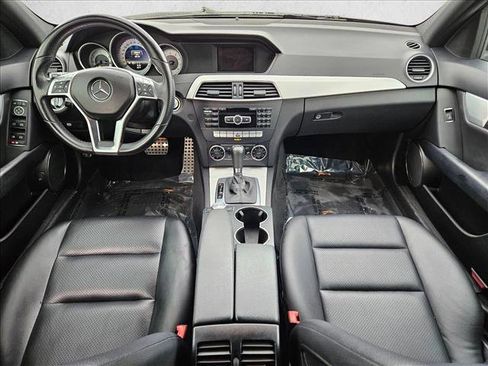 Used 2013 Mercedes-Benz C 250 Luxury image 18