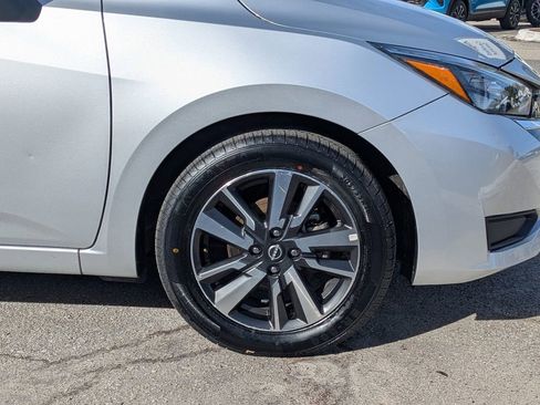 Used 2025 Nissan Versa SV image 11