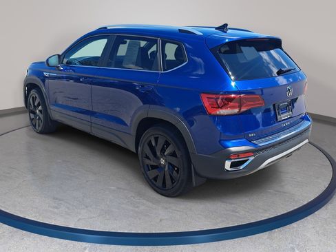 Used 2024 Volkswagen Taos SEL AWD/4WD image 7