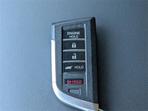 Used 2022 Acura MDX SH-AWD w/ Advance Package image 32