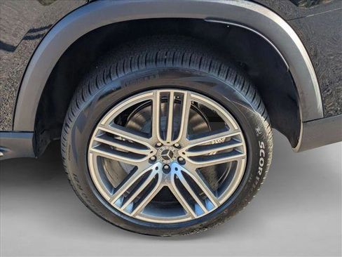 New 2026 Mercedes-Benz GLS 450 4MATIC image 10